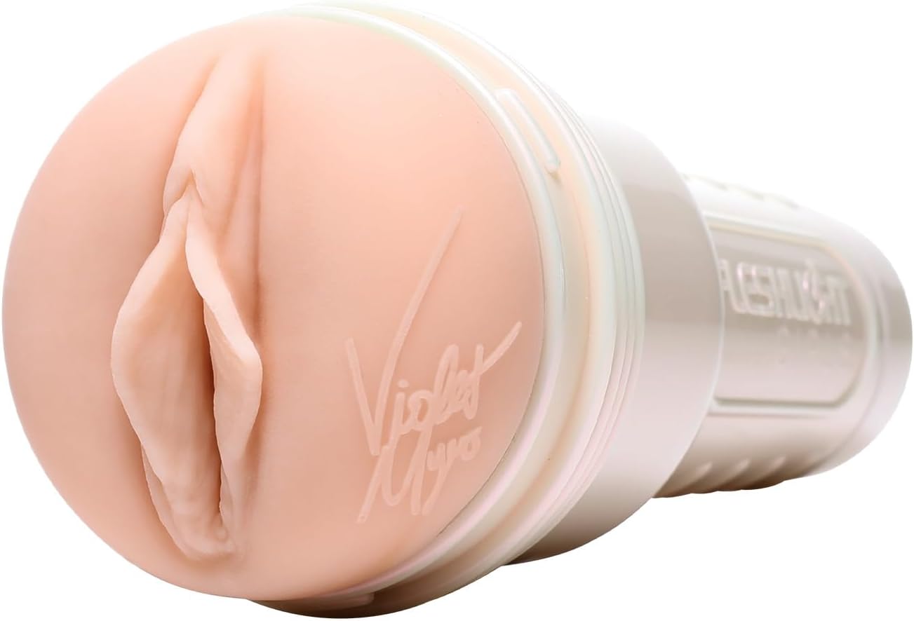 Fleshlight Girls Violet Myers Masturbator
